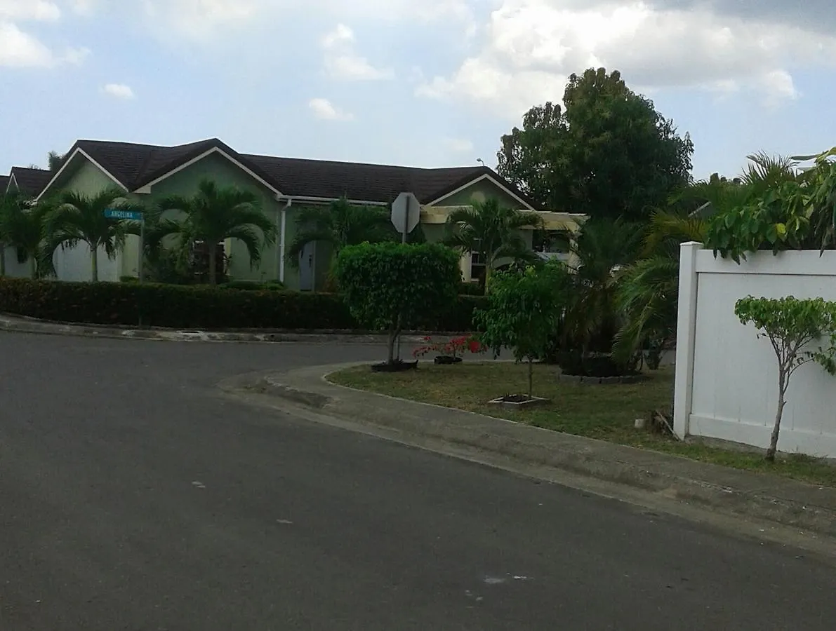 Pansiyon Spanish Town Gated Secured Private Rooms