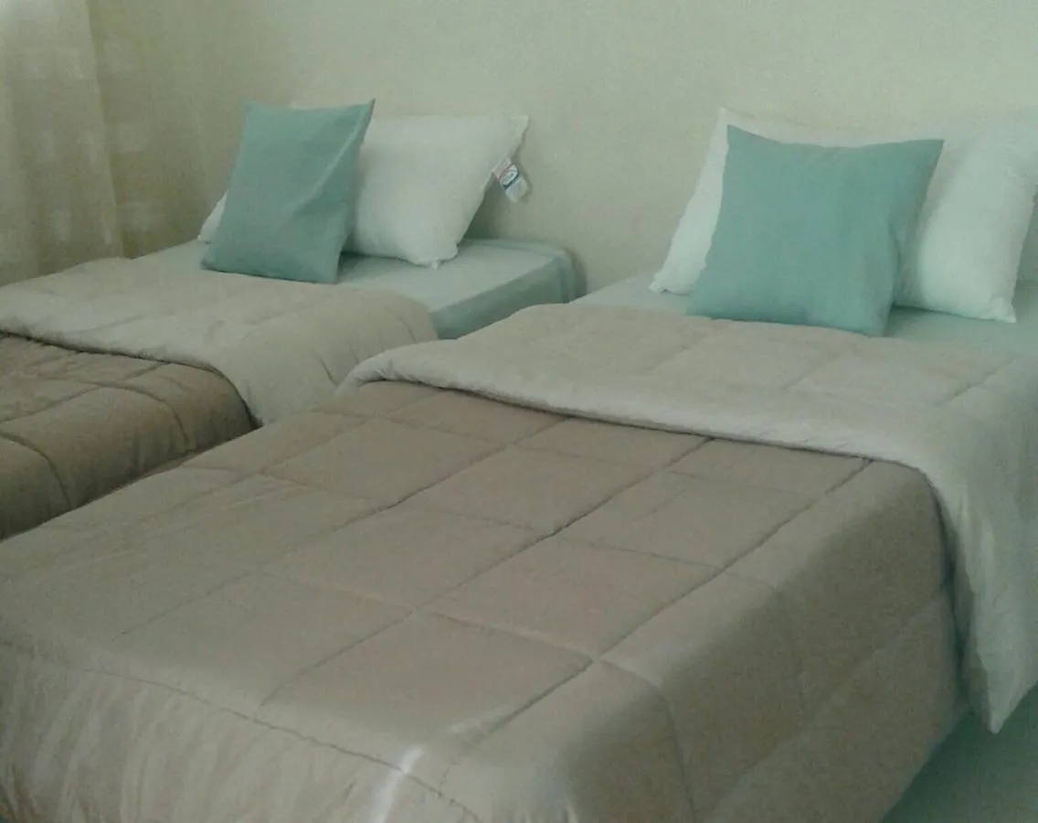 Spanish Town Gated Secured Private Rooms 0*, Spanish Town Jamaika